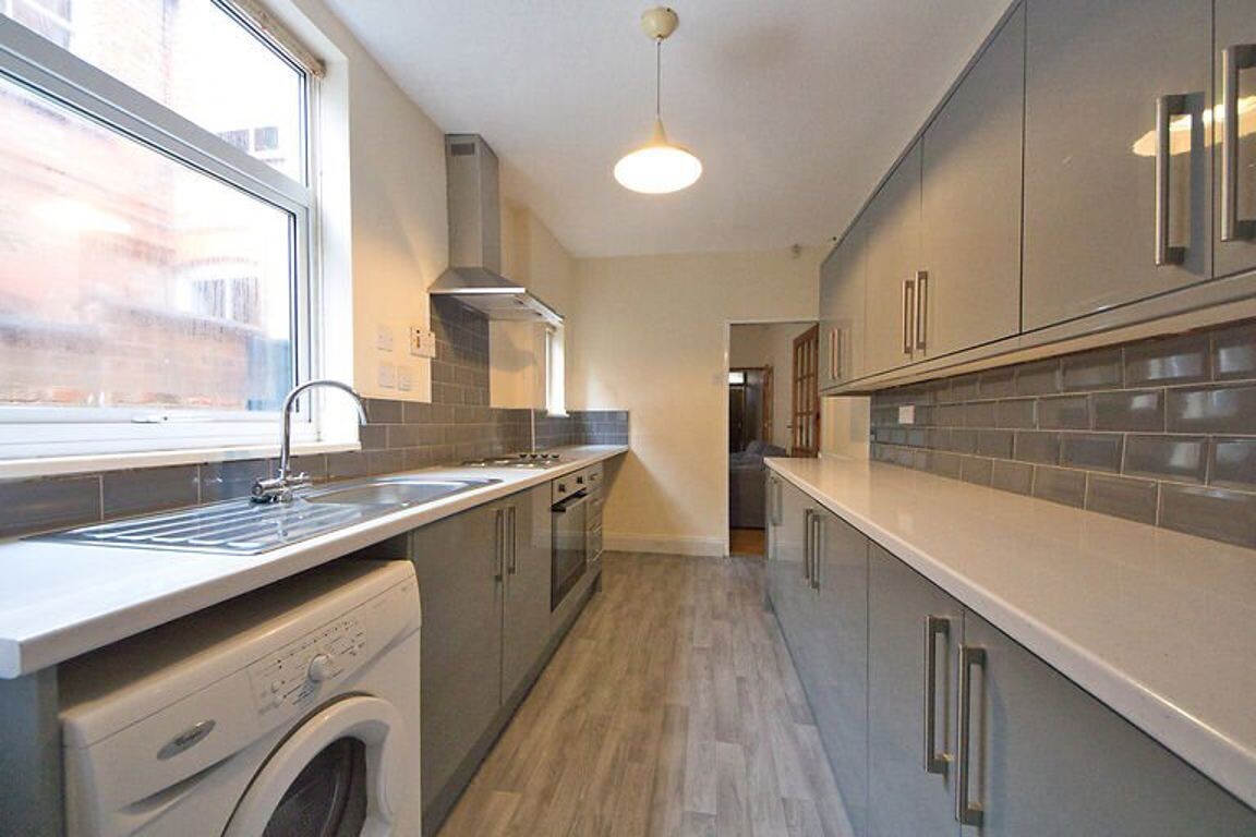 4 bedroom house on Thurlow Road, Clarendon Park, Leicester