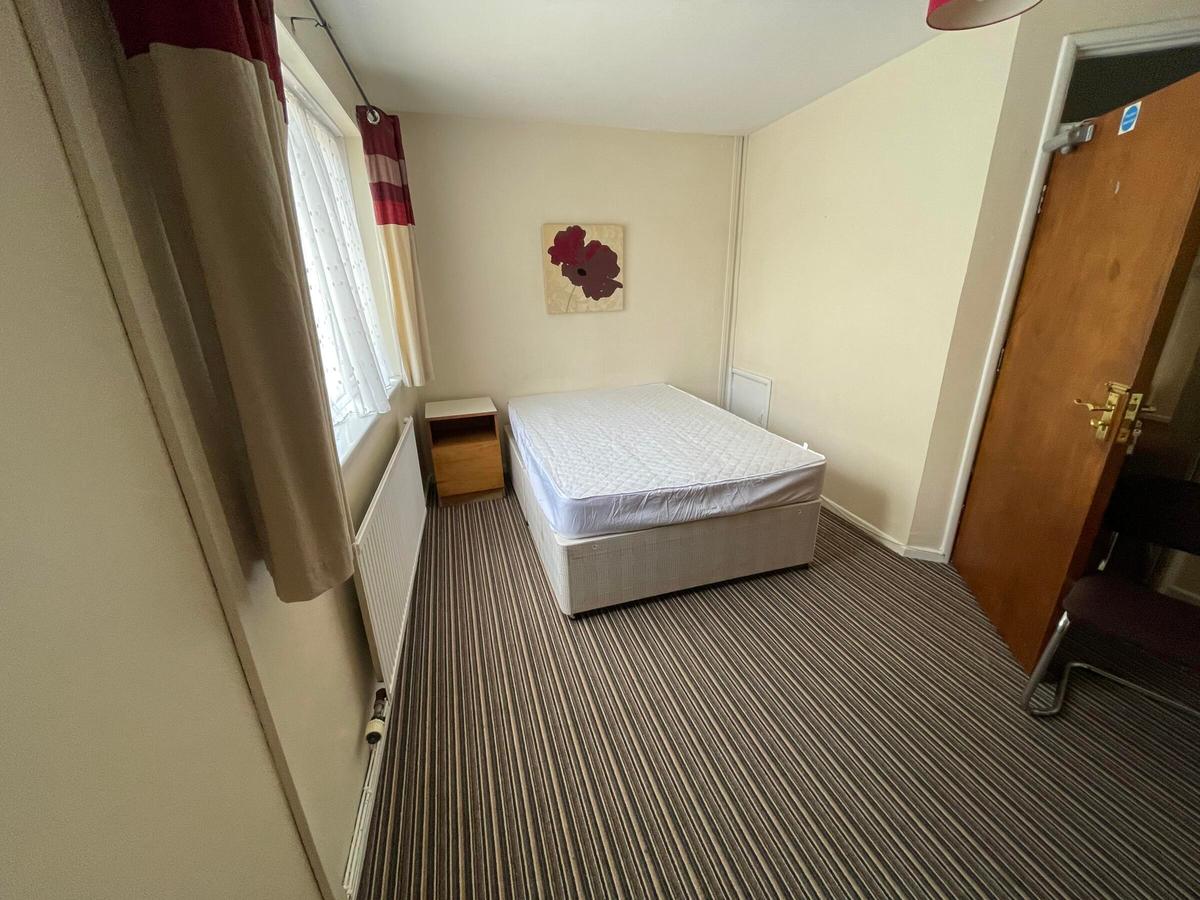 4 bedroom house for rent St. Helens Road, Swansea, SA1 4BE UniHomes