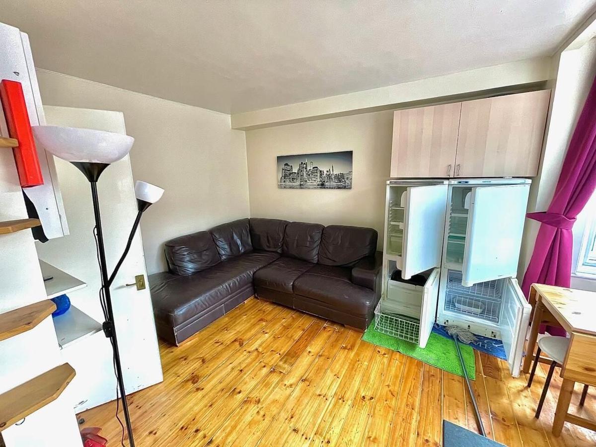 4 bedroom apartment for rent Stanmer Park Road, Brighton, BN1 7JJ UniHomes