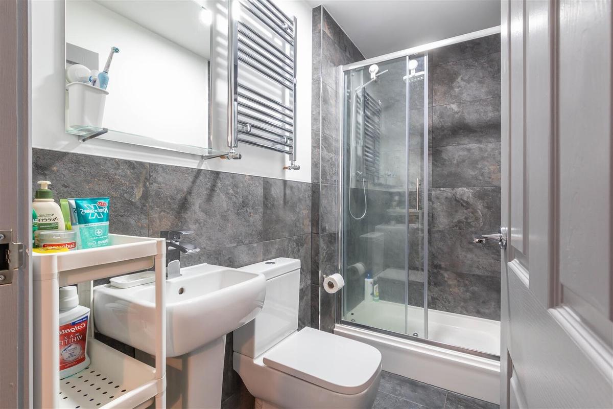 6 bedroom house for rent Teignmouth Road, Birmingham, B29 7AX UniHomes