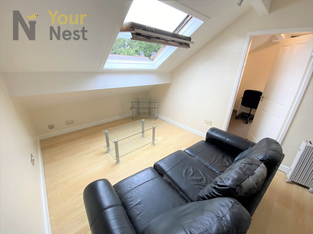 2 bedroom apartment for rent St. Michaels Terrace, Leeds, LS6 3BQ UniHomes