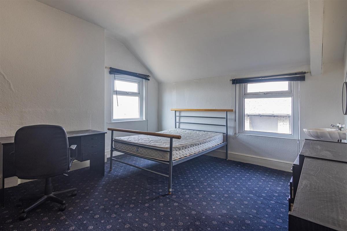 3 bedroom house for rent Richmond Road, Cardiff, CF24 3AR UniHomes