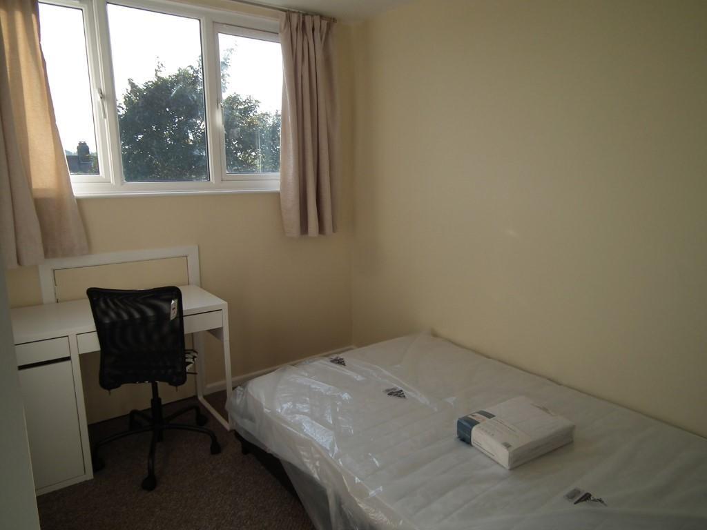 5 bedroom house for rent Tangerine Close Colchester, CO4 3XE UniHomes