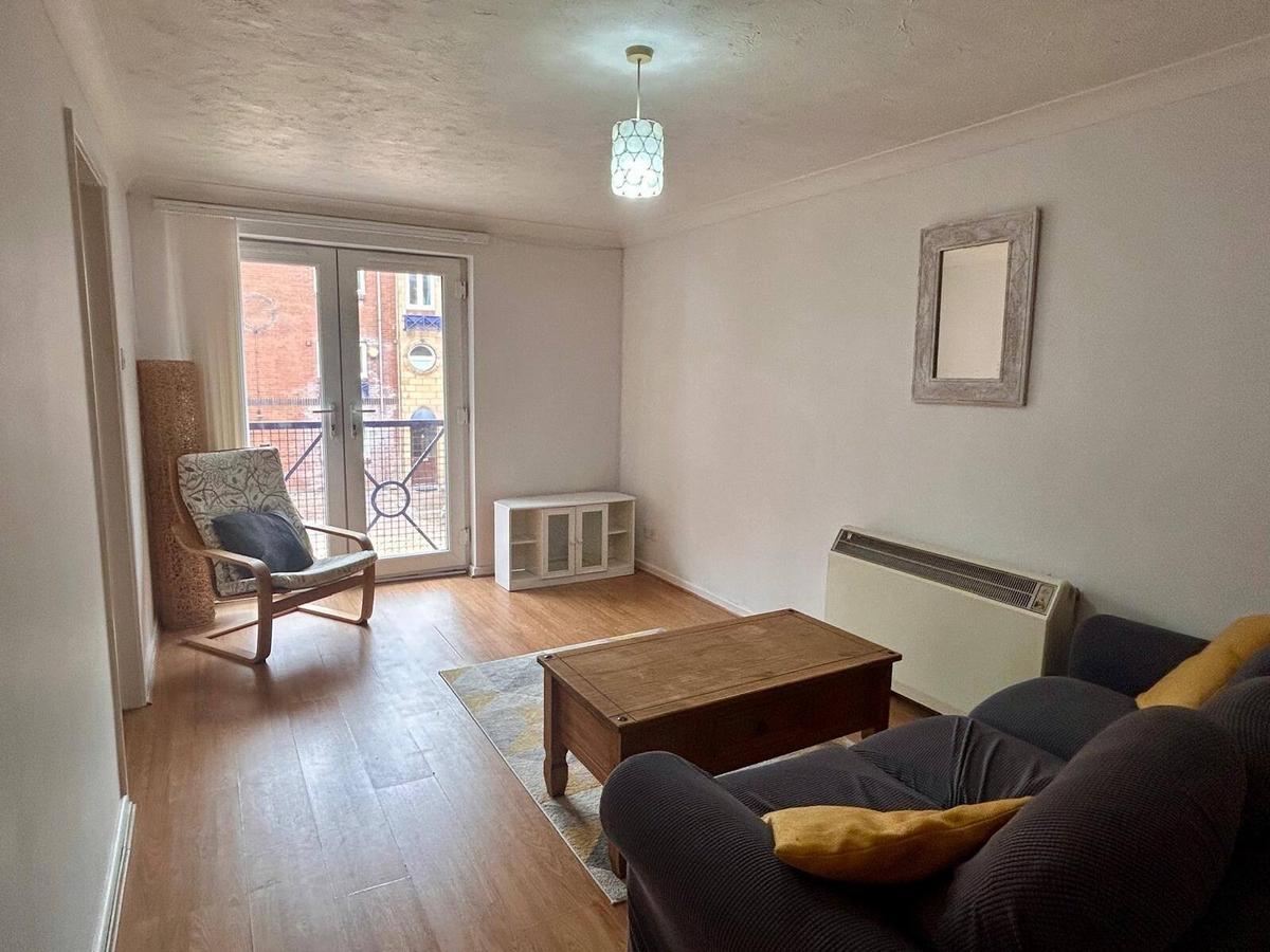 1 bedroom apartment on Mannheim Quay, Maritime Quarter Swansea, City Centre, Swansea