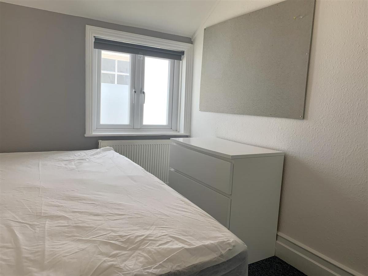 4 bedroom apartment for rent St Road, Brighton, BN2 1EA UniHomes