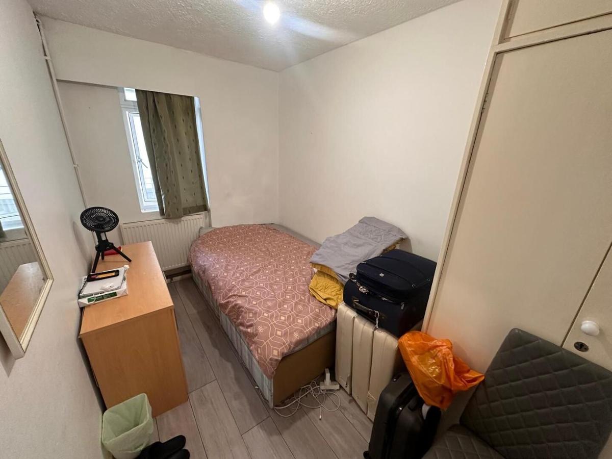 2 bedroom apartment for rent Embassy Court Brighton, BN1 2PX | UniHomes