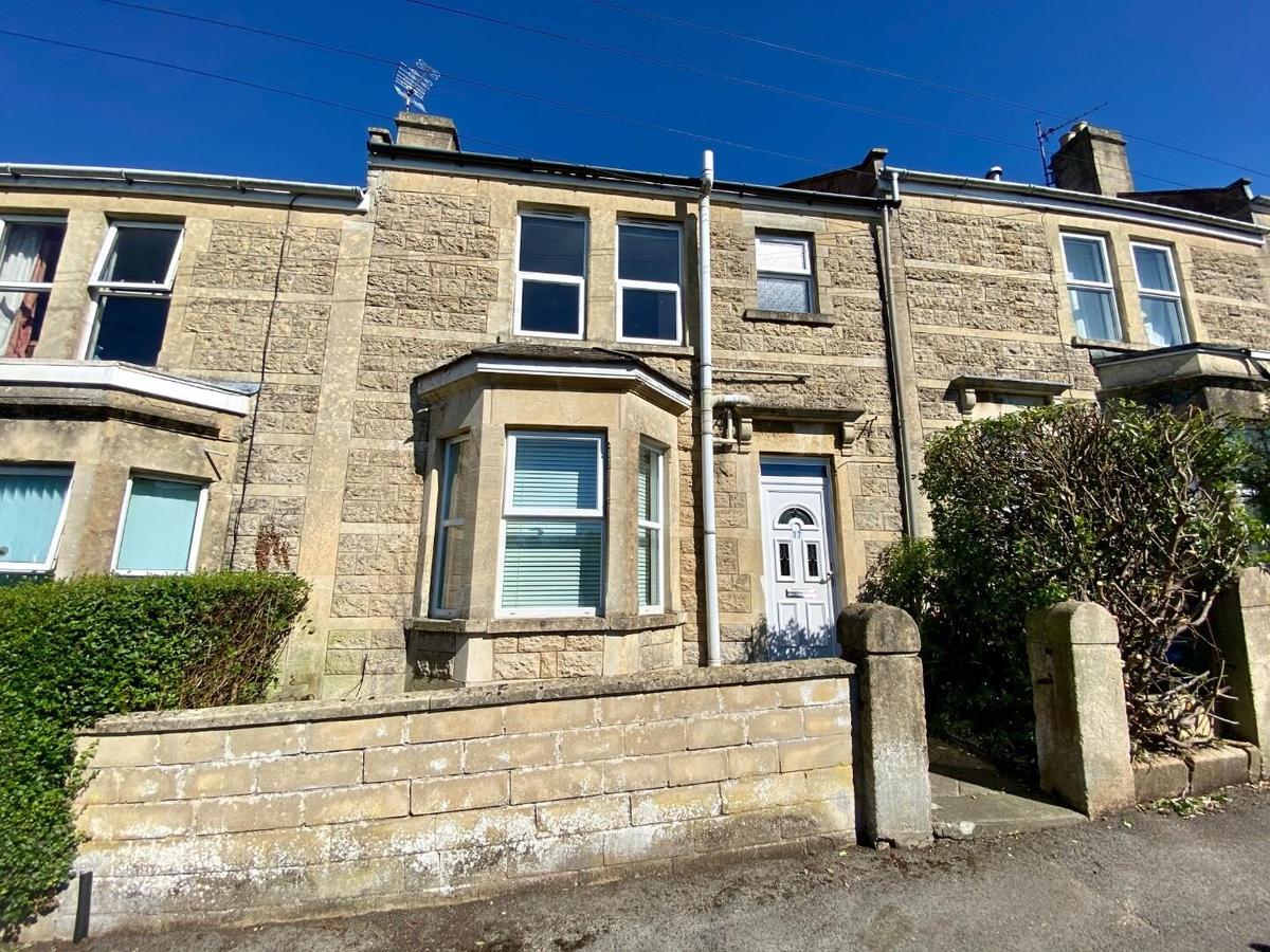 4 bedroom house for rent Kingsway, Bath, BA2 2NH UniHomes