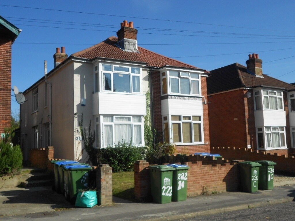 5 bedroom house for rent Broadlands Road, Southampton, SO17 3AS UniHomes