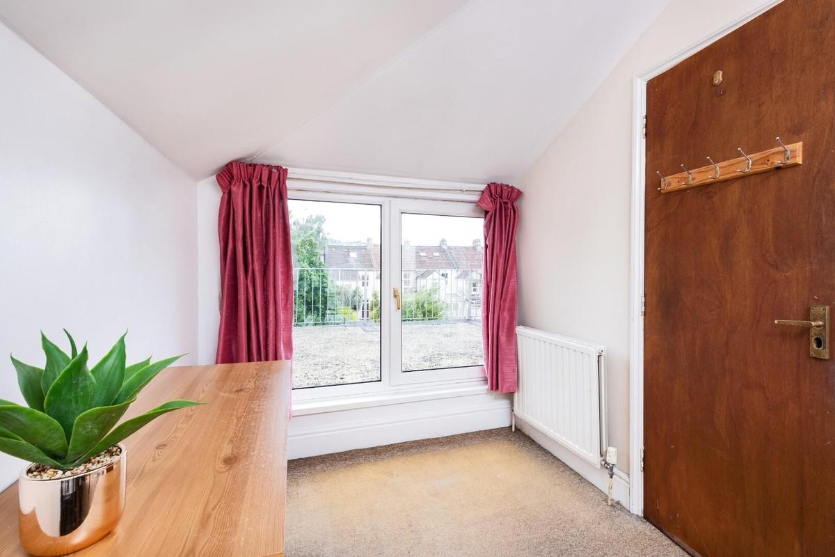 6 bedroom house for rent St. Peters Terrace, Bath, BA2 3BU UniHomes