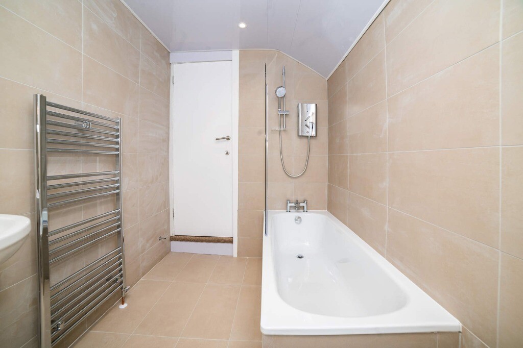 3 bedroom house for rent Pershore Road, Birmingham, B30 3BH UniHomes