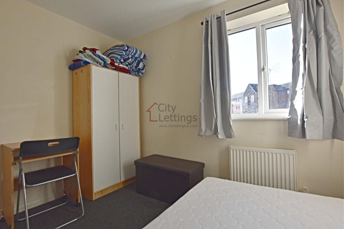 2 bedroom apartment for rent Templars Court, Nottingham, NG7 3GT UniHomes