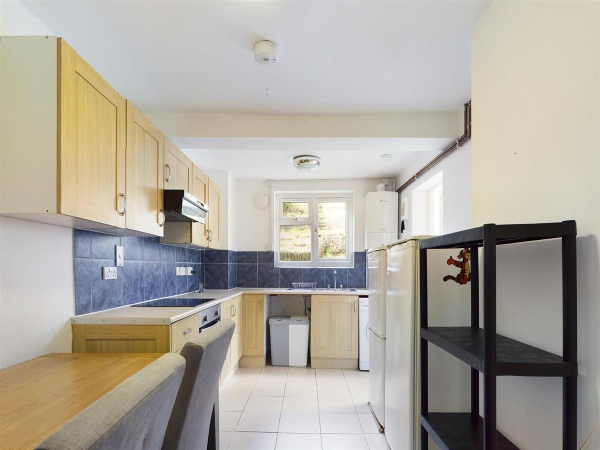 4 bedroom house for rent Coombe Road, Brighton, BN2 4EE UniHomes