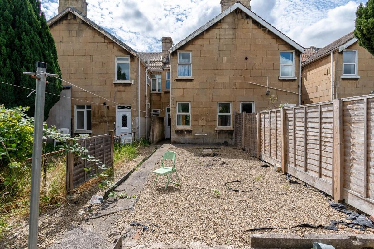 5 bedroom house for rent Triangle North, Bath, BA2 3JB UniHomes