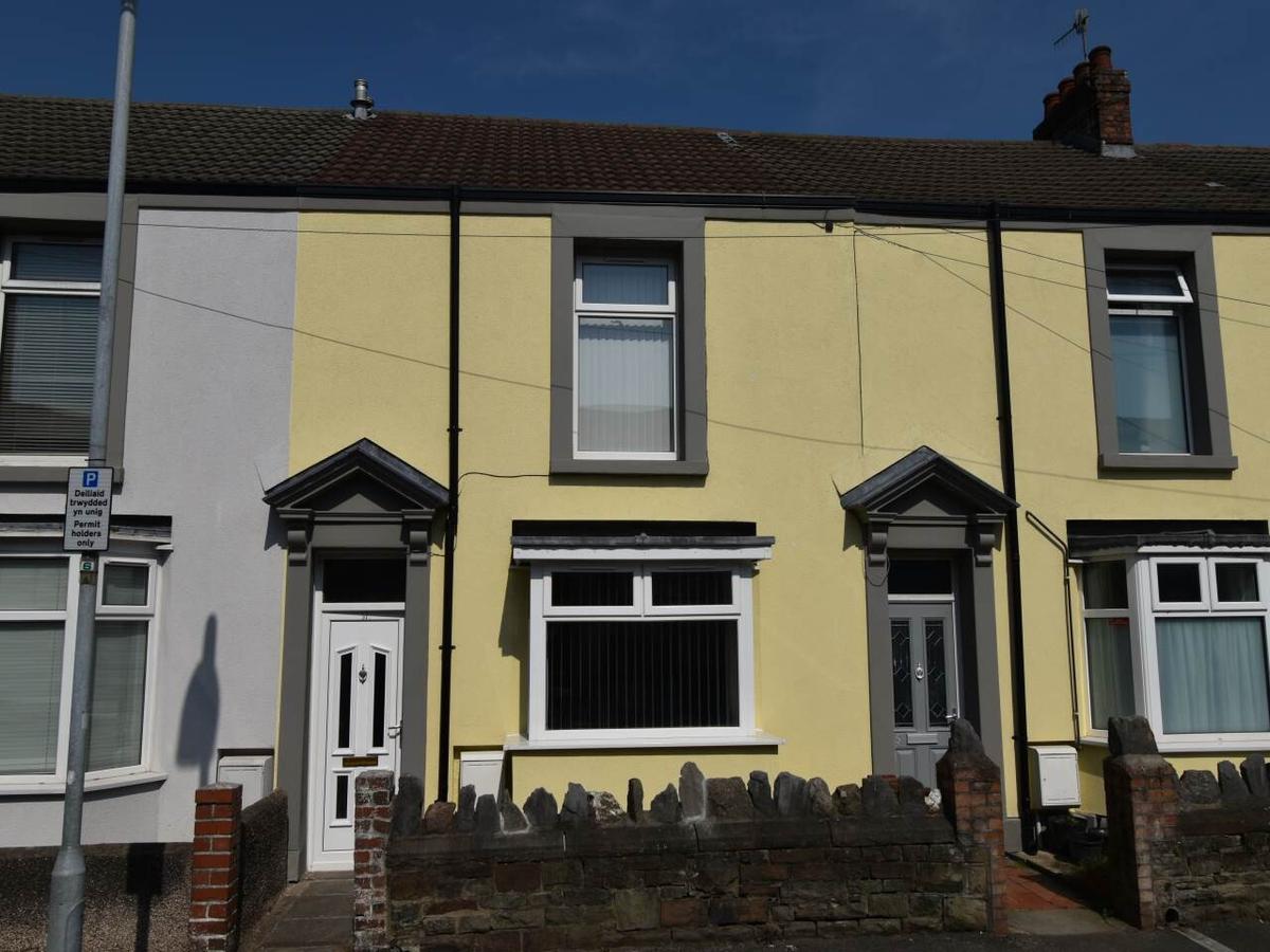 4 bedroom house for rent Argyle Street, Sandfields, City Centre