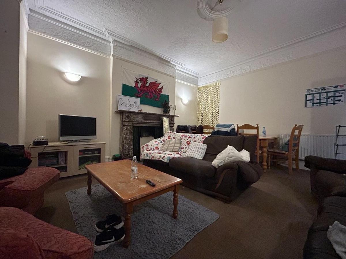 6 bedroom house for rent North Road, Aberystwyth, SY23 2EE UniHomes