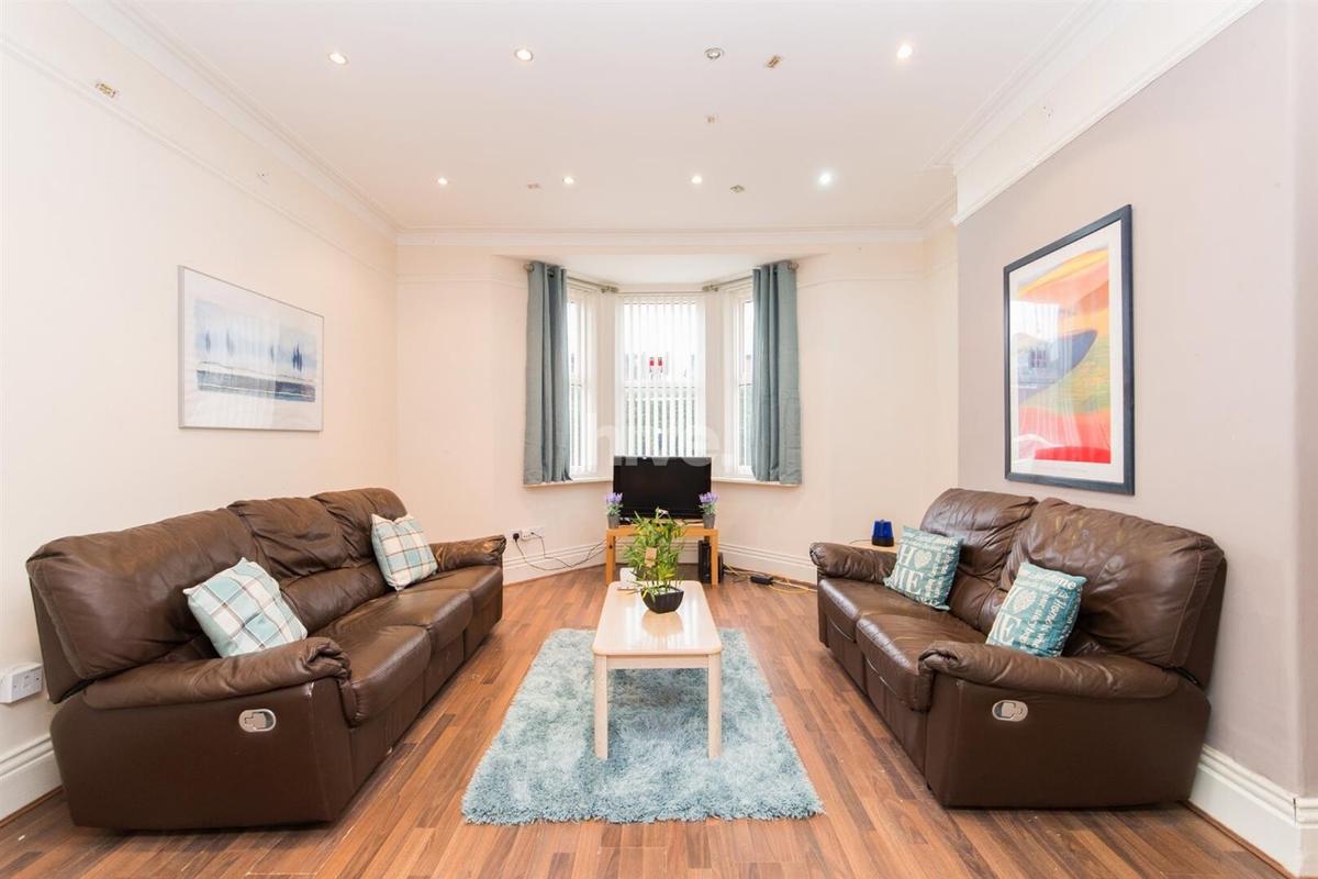 4 bedroom house for rent Rothbury Terrace, Newcastle, NE6 5DE UniHomes