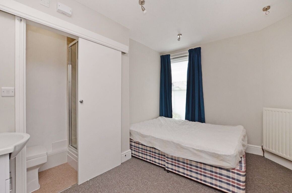 5 bedroom house for rent Lancing Road Sheffield, S2 4ET UniHomes