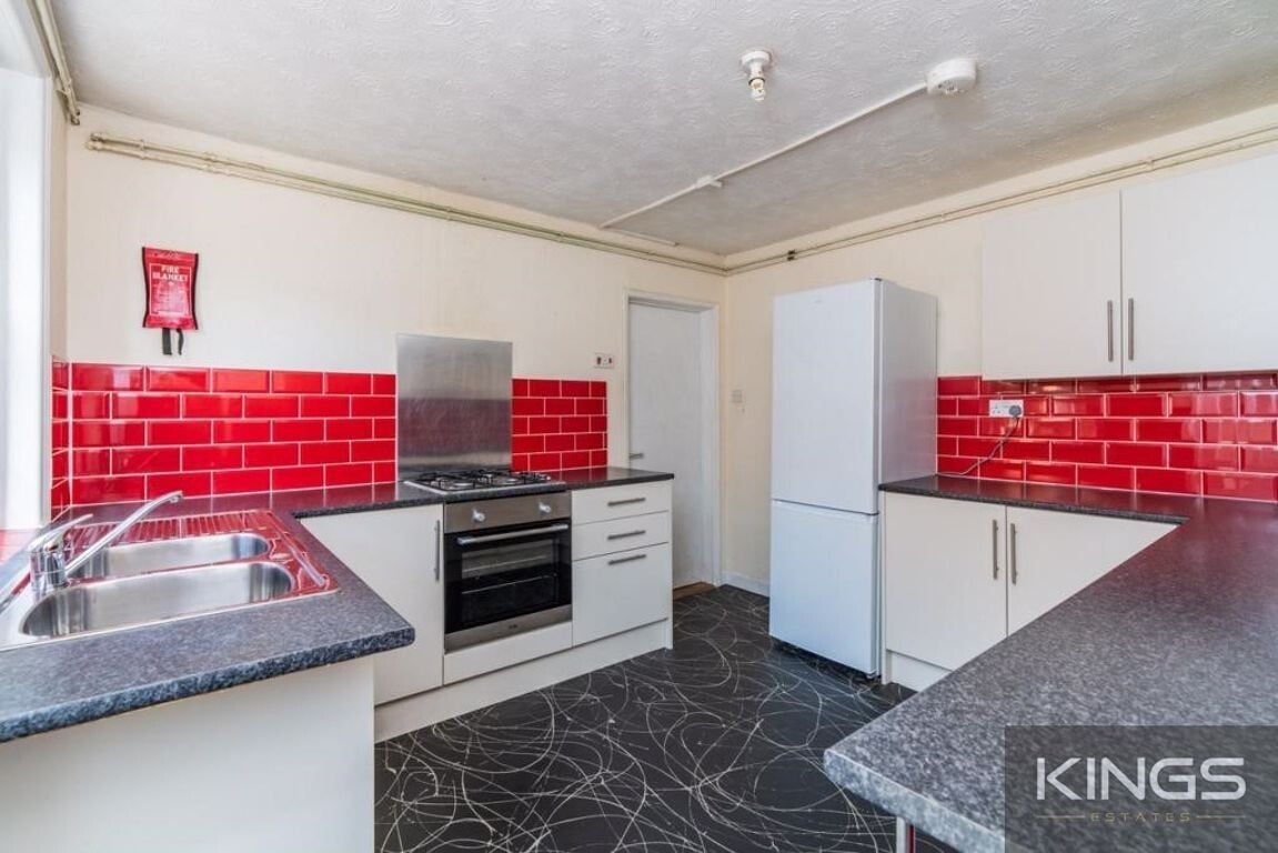 6 bedroom house for rent Westridge Road, Southampton, SO17 2HQ UniHomes