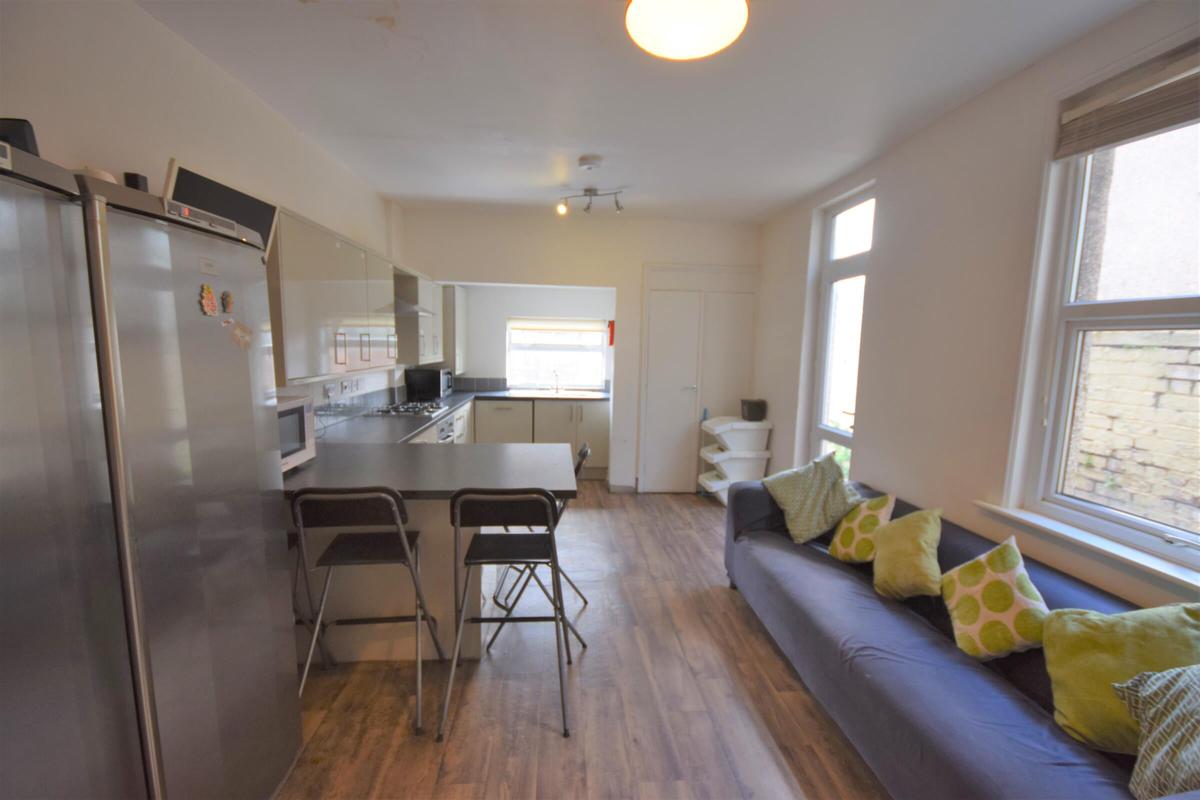 6 bedroom house for rent Toronto Road, Bristol, BS7 0JR UniHomes