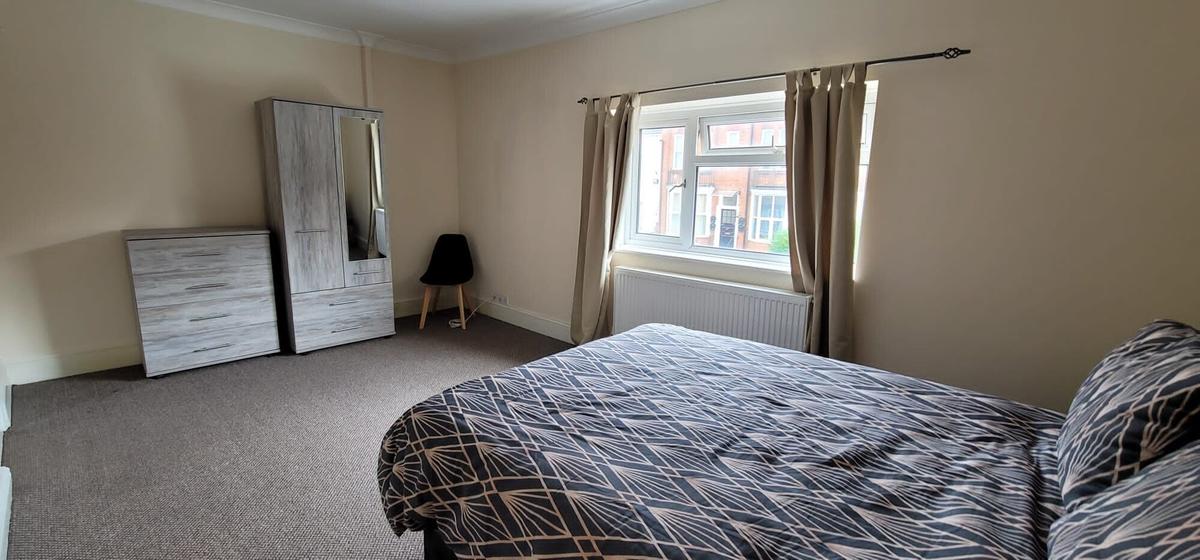 5 bedroom house for rent Semilong Road, Northampton, NN2 6BT UniHomes