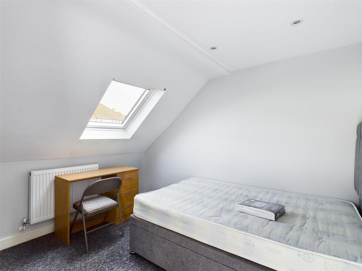 5 bedroom house for rent Bevendean Crescent, Brighton, BN2 4RA UniHomes