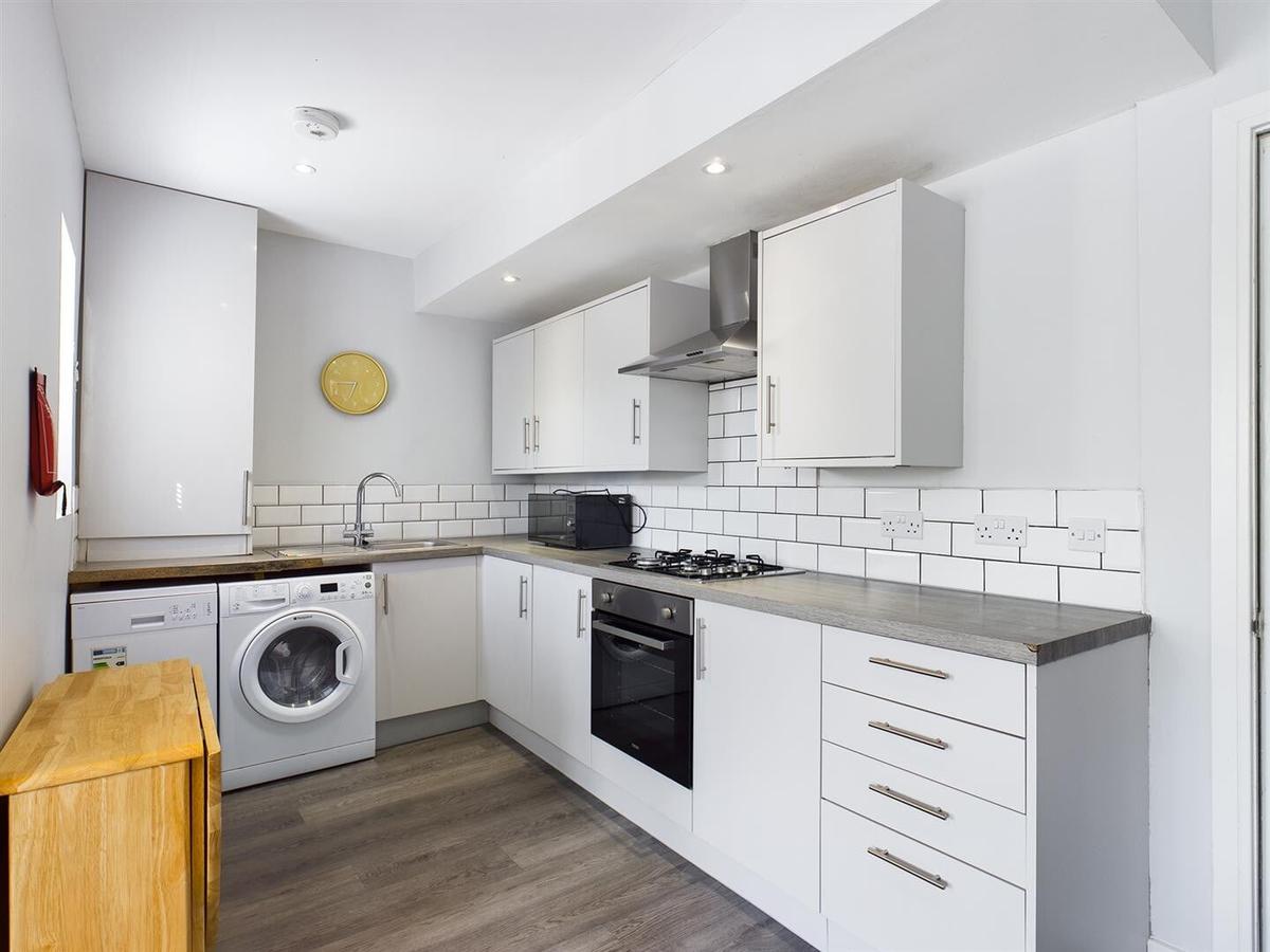 5 bedroom house for rent Bevendean Crescent, Brighton, BN2 4RA UniHomes