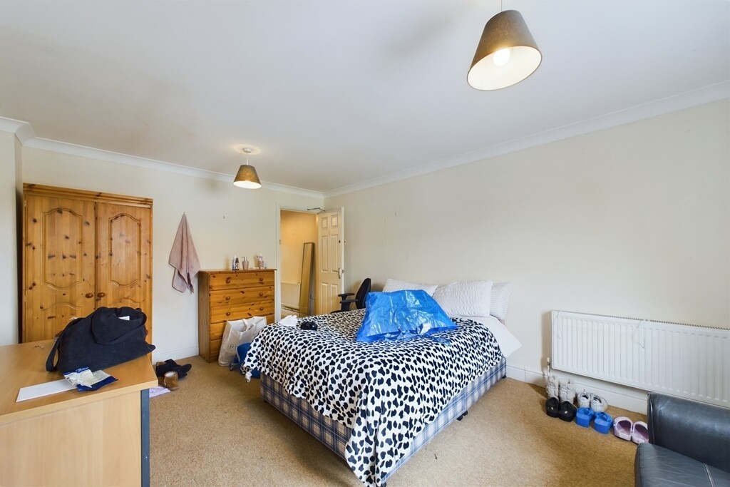 4 bedroom house for rent Dover Street, Southampton, SO14 6GG UniHomes