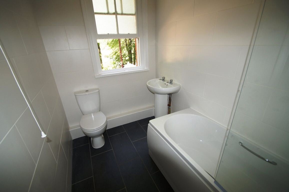 6 bedroom house for rent Redhill Villas, Durham, DH1 4BA UniHomes