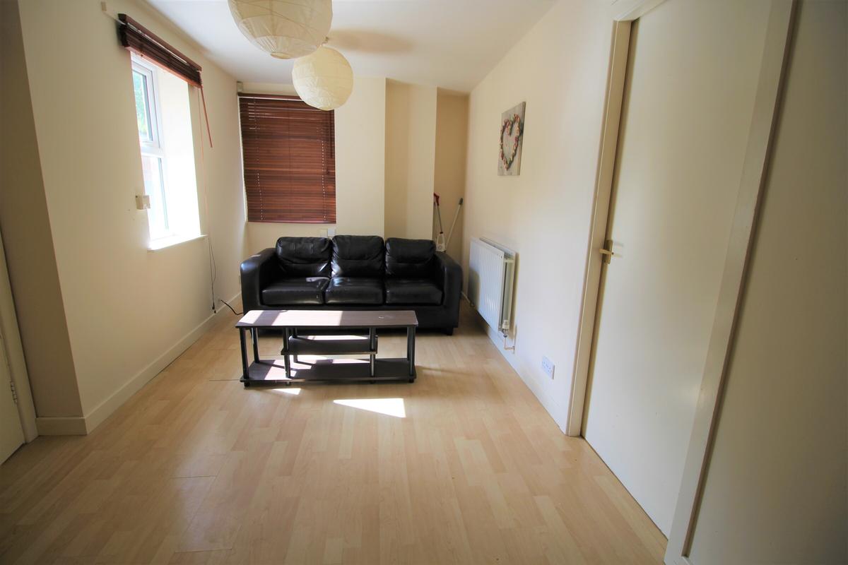 2 bedroom apartment for rent Cardigan Road, Leeds, LS6 3BJ UniHomes
