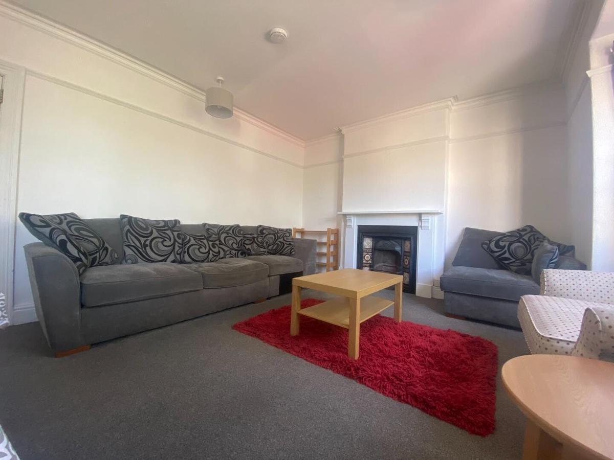 5 bedroom house for rent Caergog Terrace, Aberystwyth, SY23 1EP UniHomes