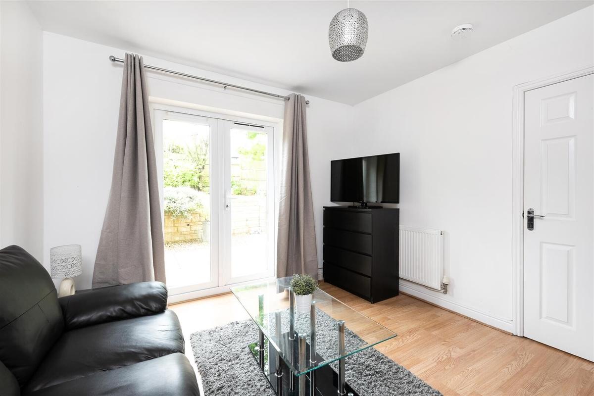 7 bedroom house for rent Middlewood Close, Bath, BA2 2TU UniHomes