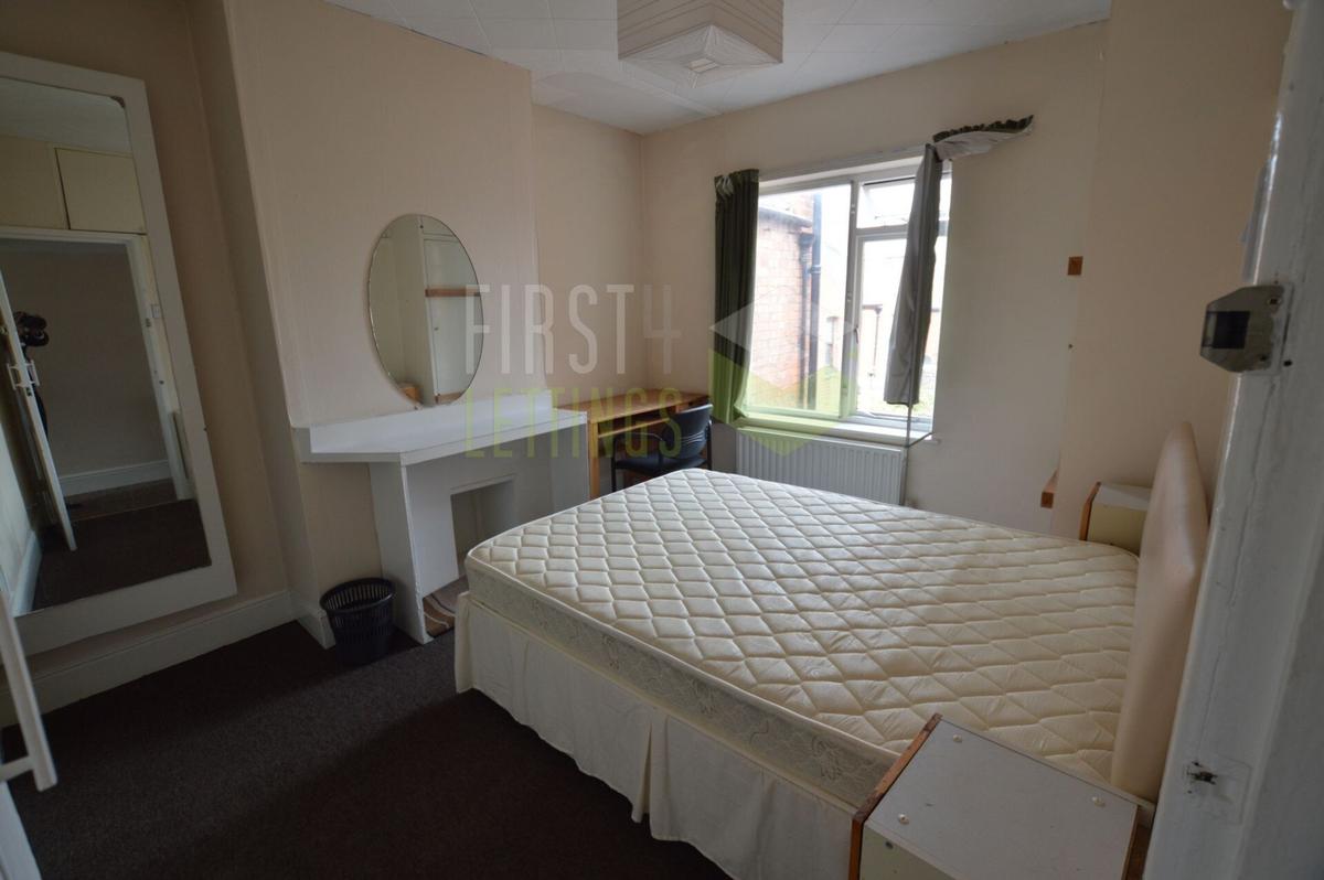 2 bedroom house for rent Clarendon Park Road, Leicester, LE2 3AJ UniHomes