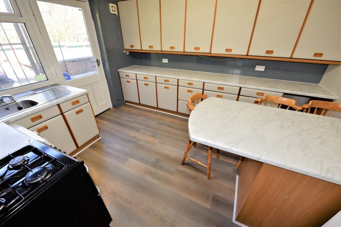 2 bedroom house for rent Queenswood Drive, Leeds, LS6 3LG UniHomes