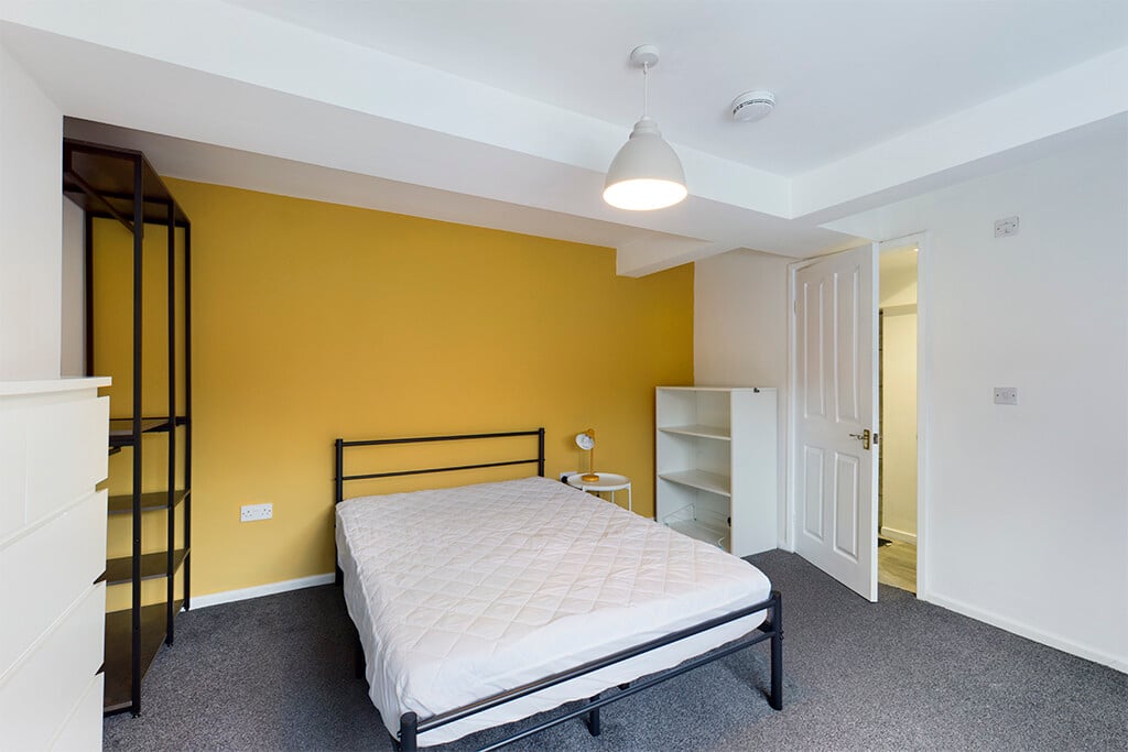 6 bedroom house for rent Cambridge Road, Southampton, SO14 6US UniHomes