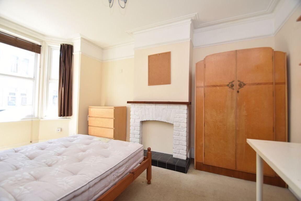 3 bedroom house for rent Walmer Road, Portsmouth, PO1 5AT UniHomes