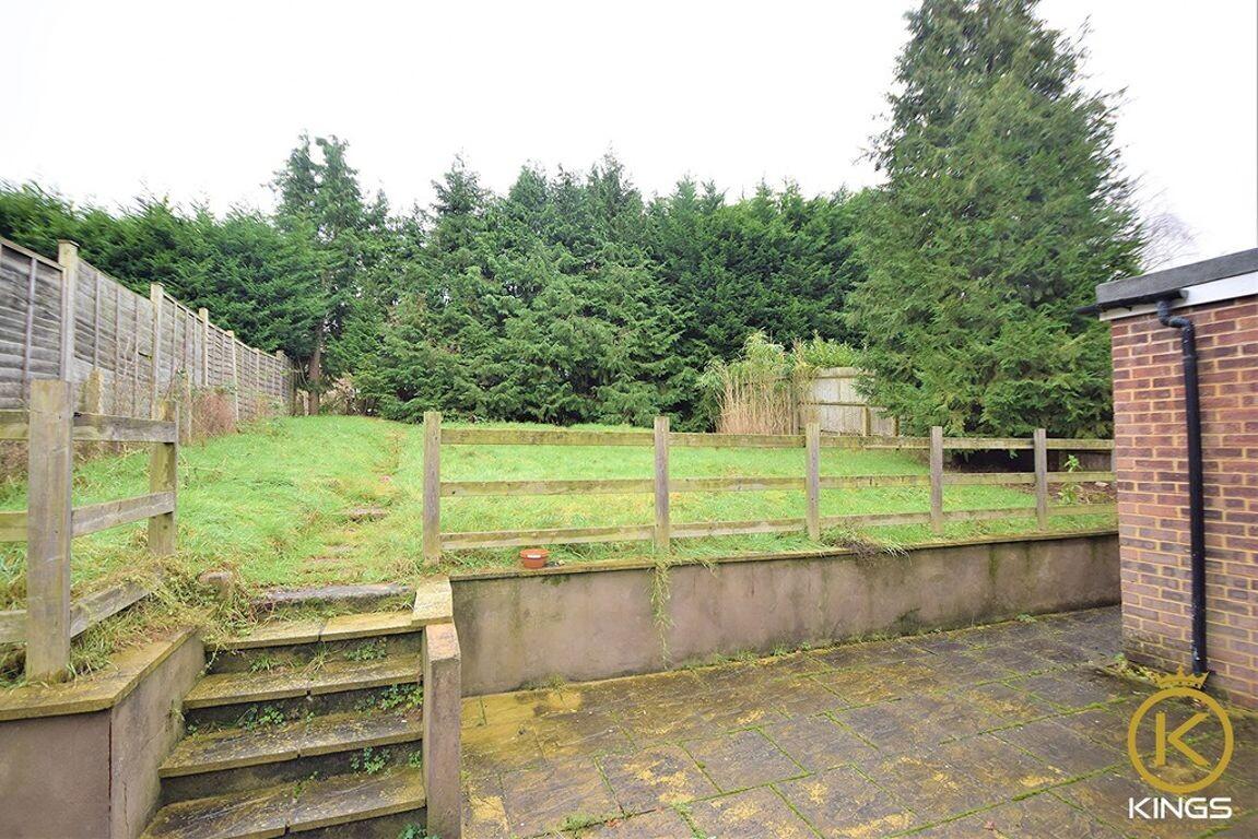 4 bedroom house for rent Blackwell Avenue, Surrey, GU2 8LU UniHomes