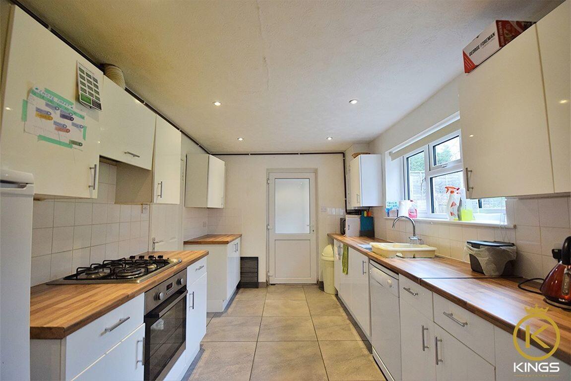 4 bedroom house for rent Blackwell Avenue, Surrey, GU2 8LU UniHomes