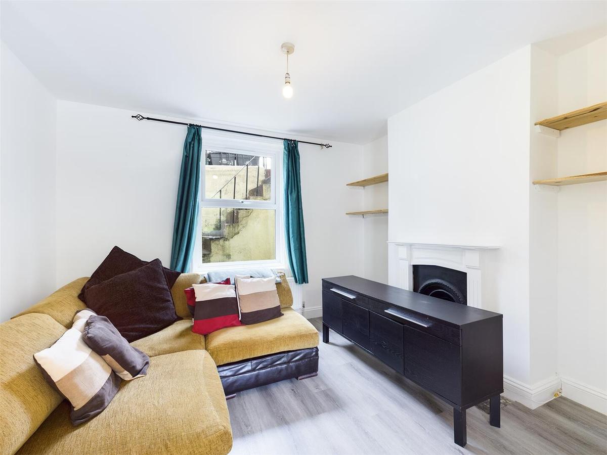 4 bedroom house for rent Newmarket Road, Brighton, BN2 3QF UniHomes