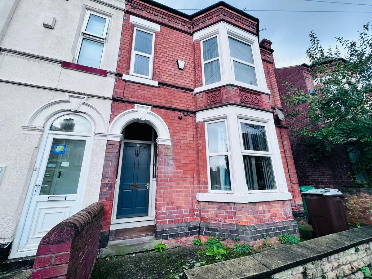 7 bedroom house on Trinity Avenue, Lenton, Nottingham