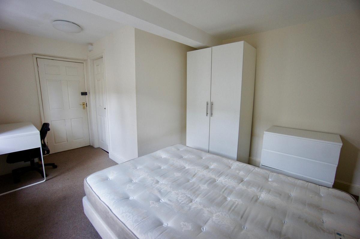4 bedroom apartment for rent Westfield Terrace, Sheffield, S1 4GH
