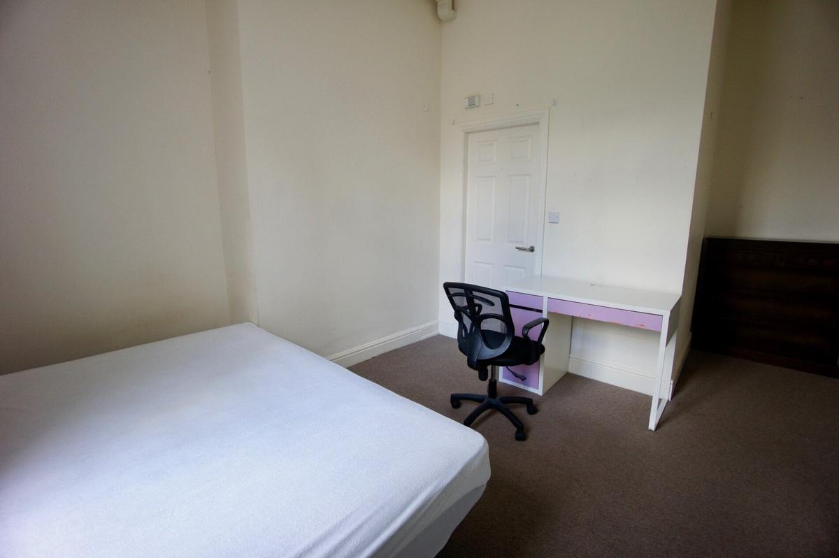 4 bedroom apartment for rent Westfield Terrace, Sheffield, S1 4GH