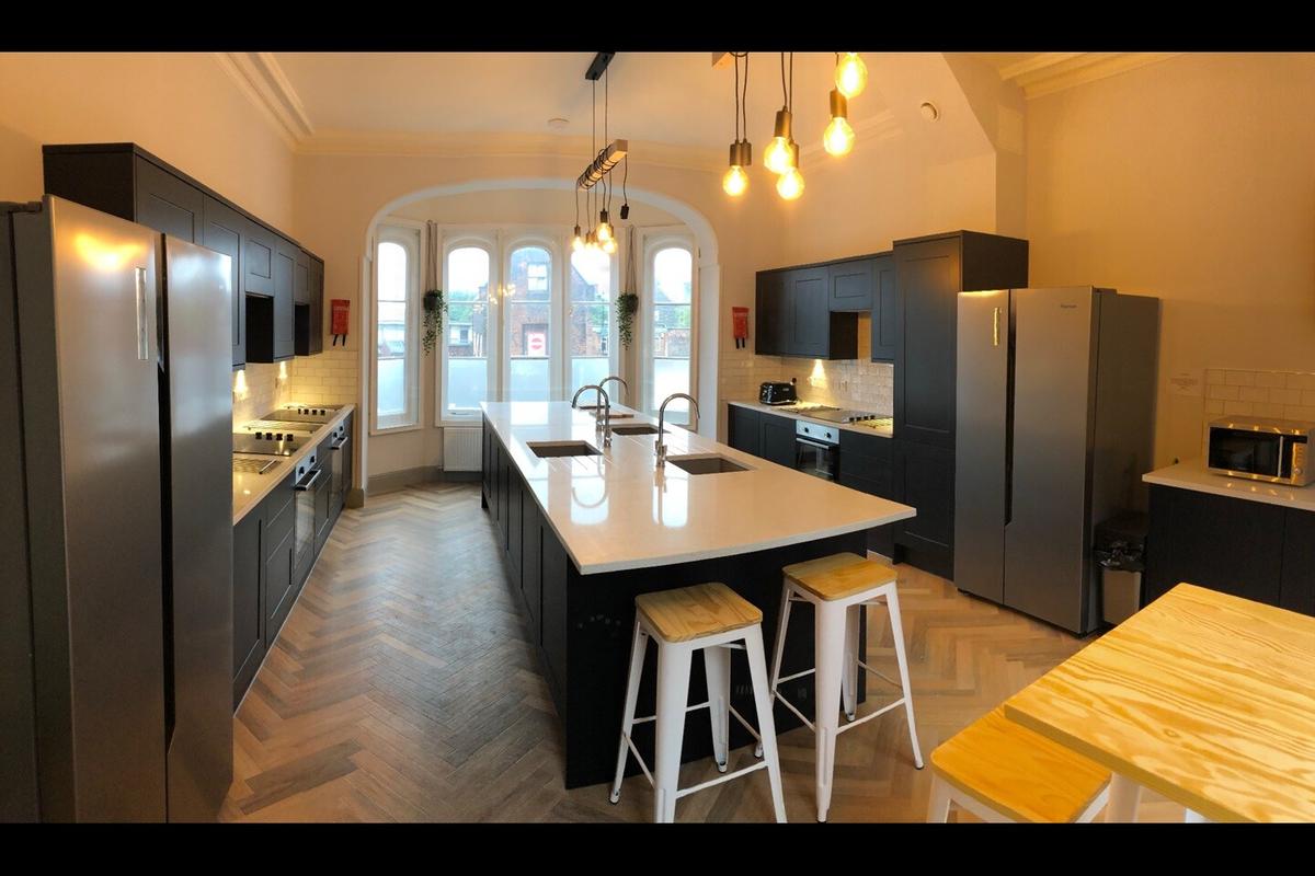 1 bedroom house for rent Winton Square, StokeonTrent, ST4 2AD UniHomes