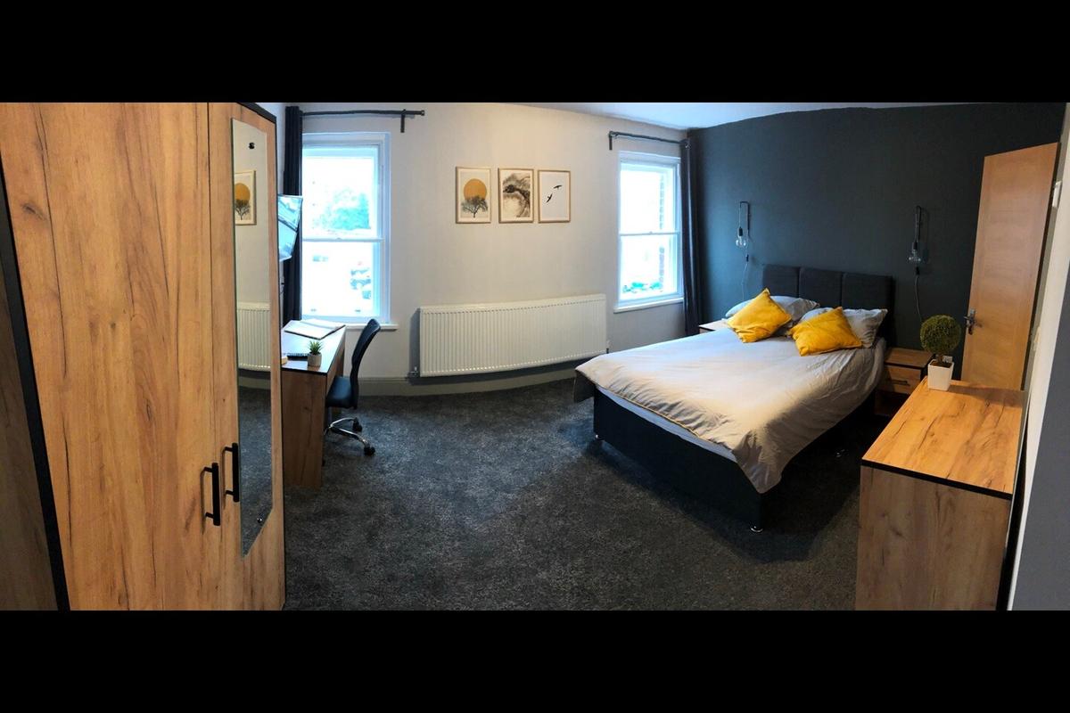 1 bedroom house for rent Winton Square, StokeonTrent, ST4 2AD UniHomes