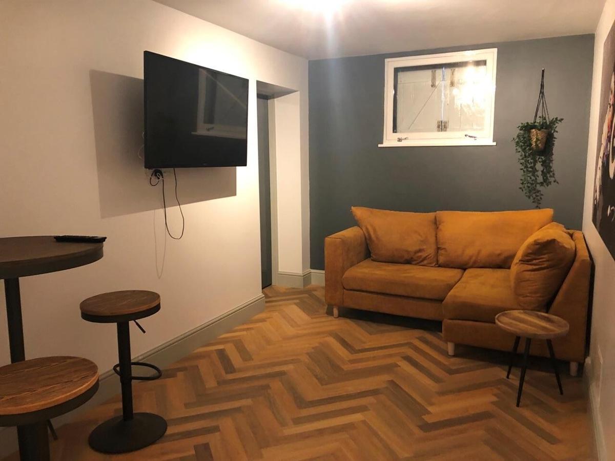 1 bedroom house for rent Winton Square, StokeonTrent, ST4 2AD UniHomes