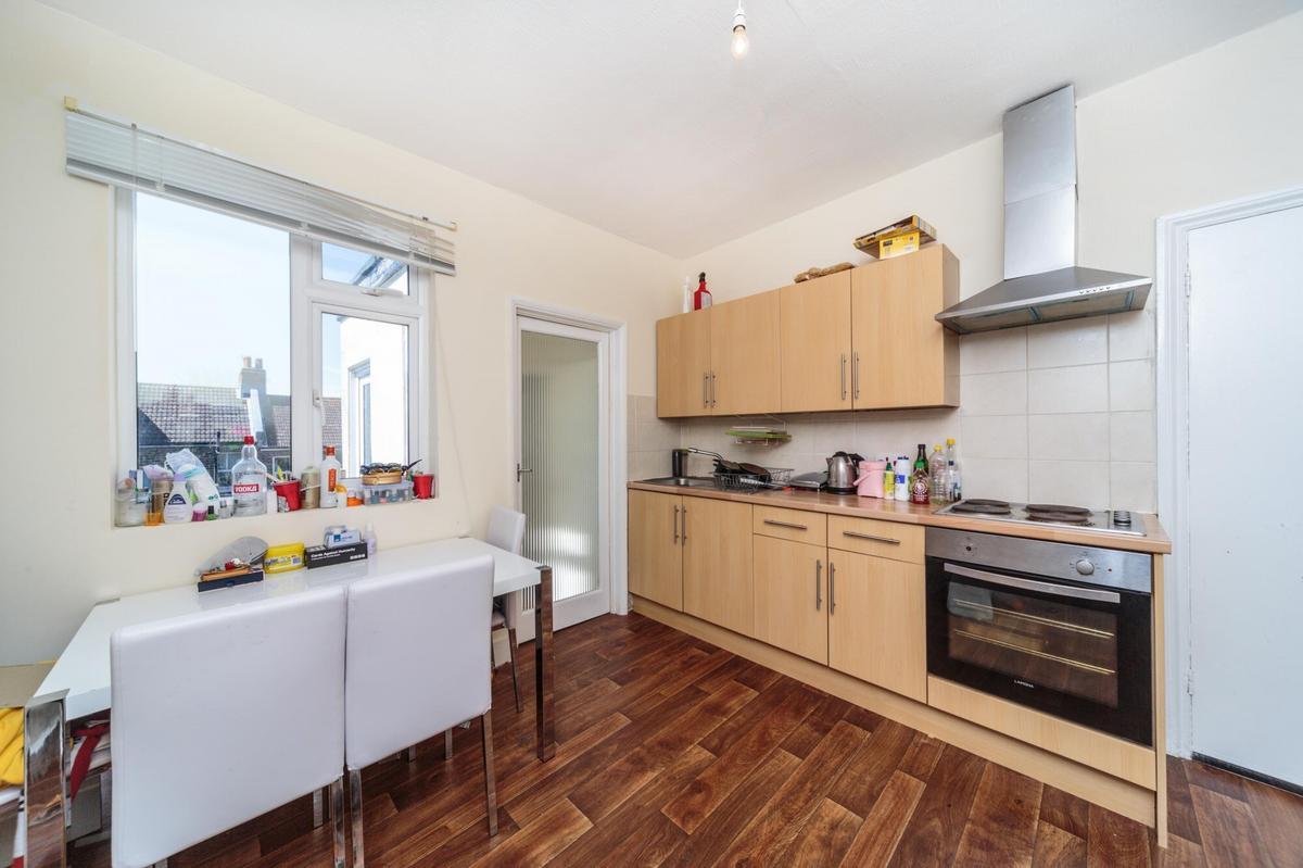 3 bedroom house for rent Totland Road, Brighton, BN2 3EP UniHomes