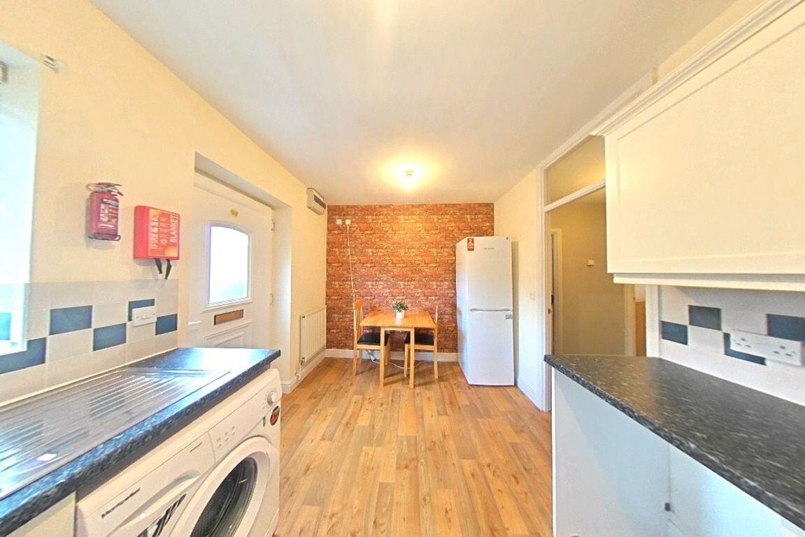 2 bedroom house for rent Carlton Close, Loughborough, LE11 5DY UniHomes