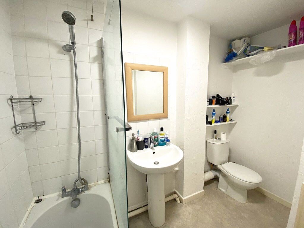 2 bedroom apartment for rent Outram Road, Portsmouth, PO5 1QP UniHomes