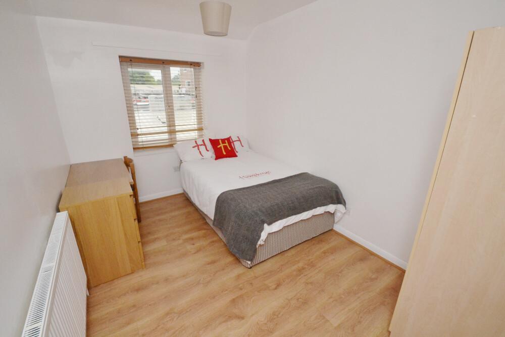 6 bedroom house for rent Standish Road, Manchester, M14 6NP UniHomes