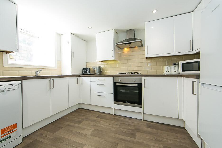 5 bedroom house for rent Welton Mount, Leeds, LS6 1ET UniHomes