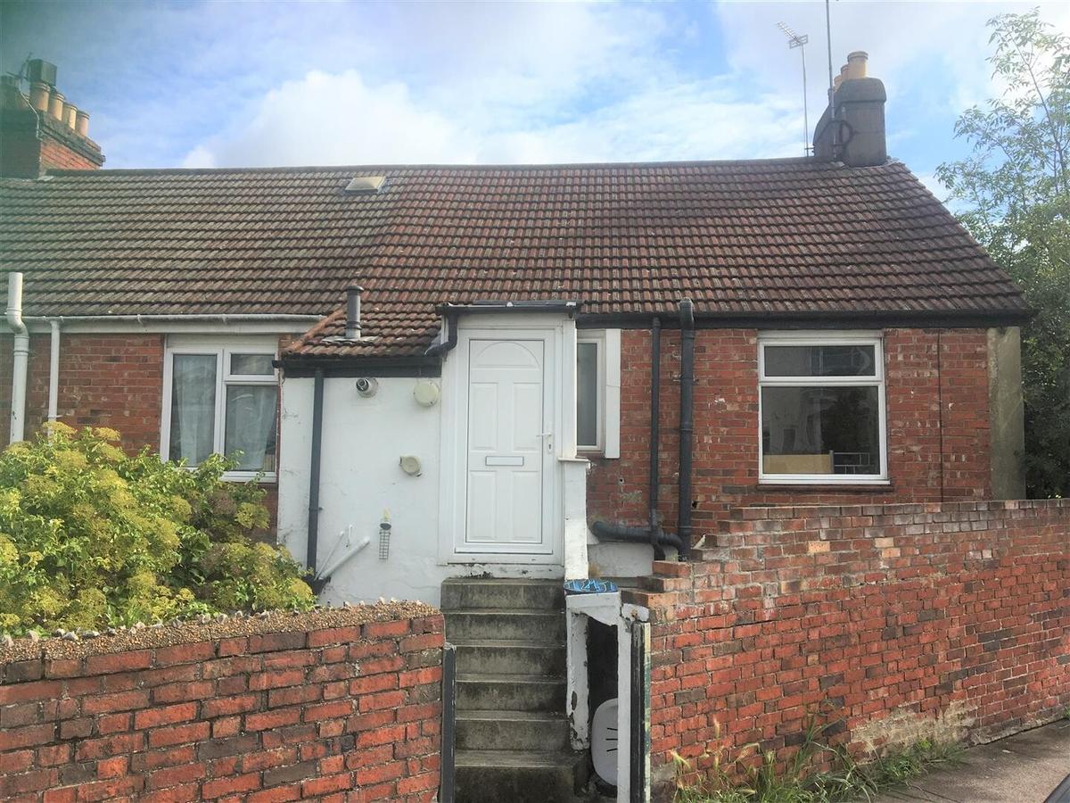 2 bedroom apartment for rent Ladysmith Road, Brighton, BN2 4EF UniHomes